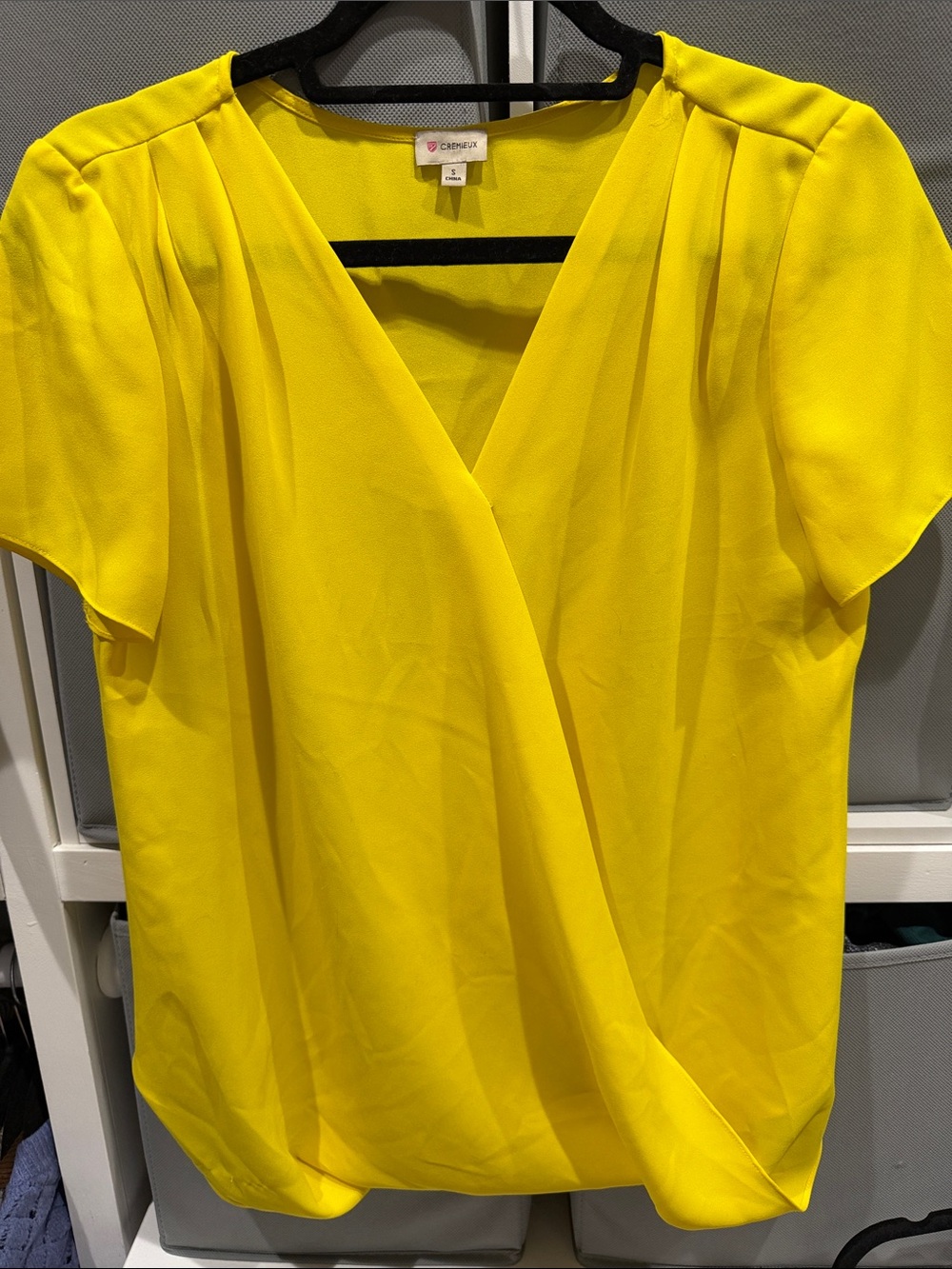 Cremieux Women's Yellow Short-Sleeve Blouse